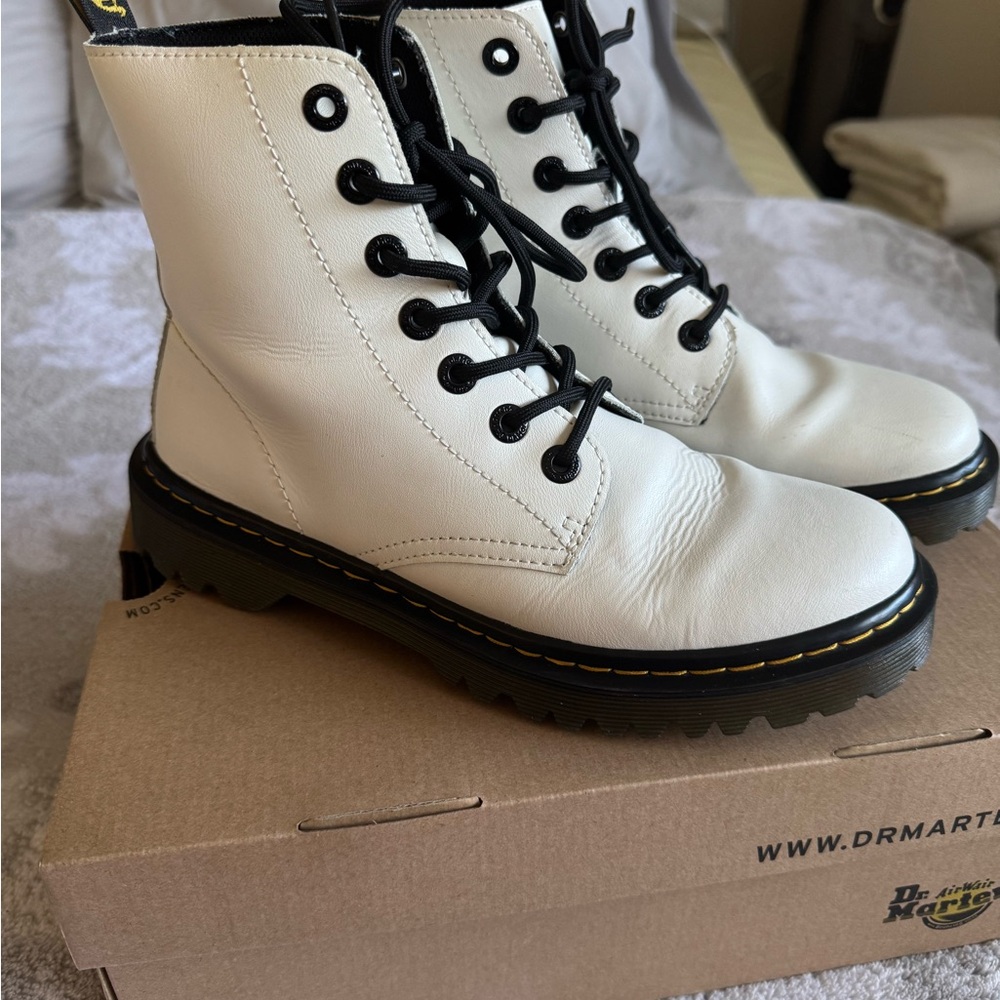 Dr. Martens Luana Boots